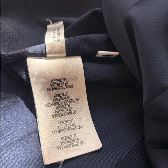 Lacoste Women's Navy Pleated Shorts - Picture 6 of 9